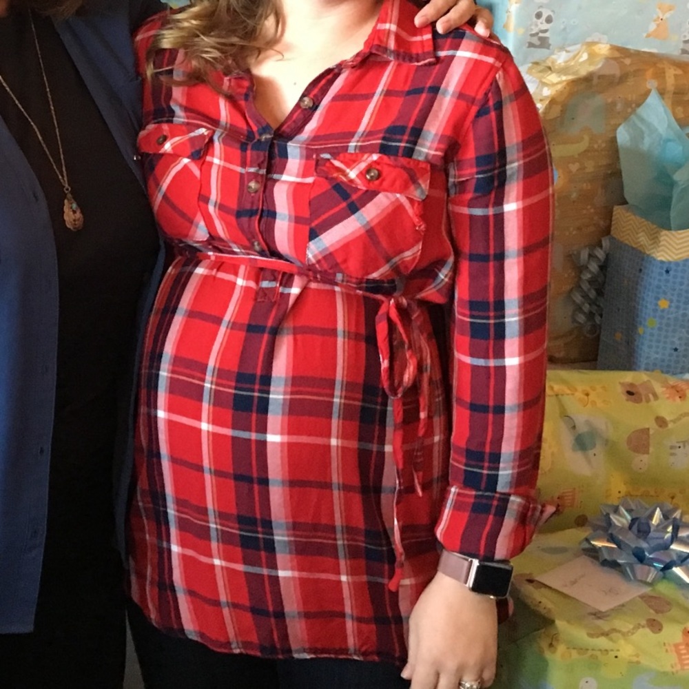 Long sleeve flannel look maternity top small